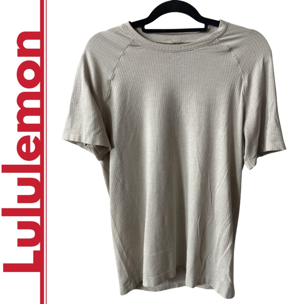 Lululemon: Beige Mesh Tee, Size Medium.